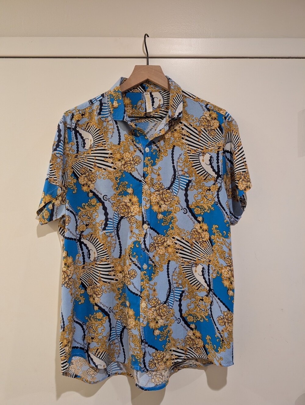 Casual Blue & Gold Printed Short-Sleeve Button-Down Shirt
